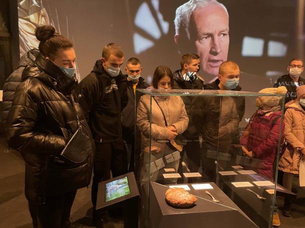 Здобувачі вищої освіти ННІ № 3 НАВС відвідали Національний музей  Голодомору – геноциду